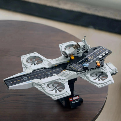 LEGO The Avengers Helicarrier 76295 Superhelden 