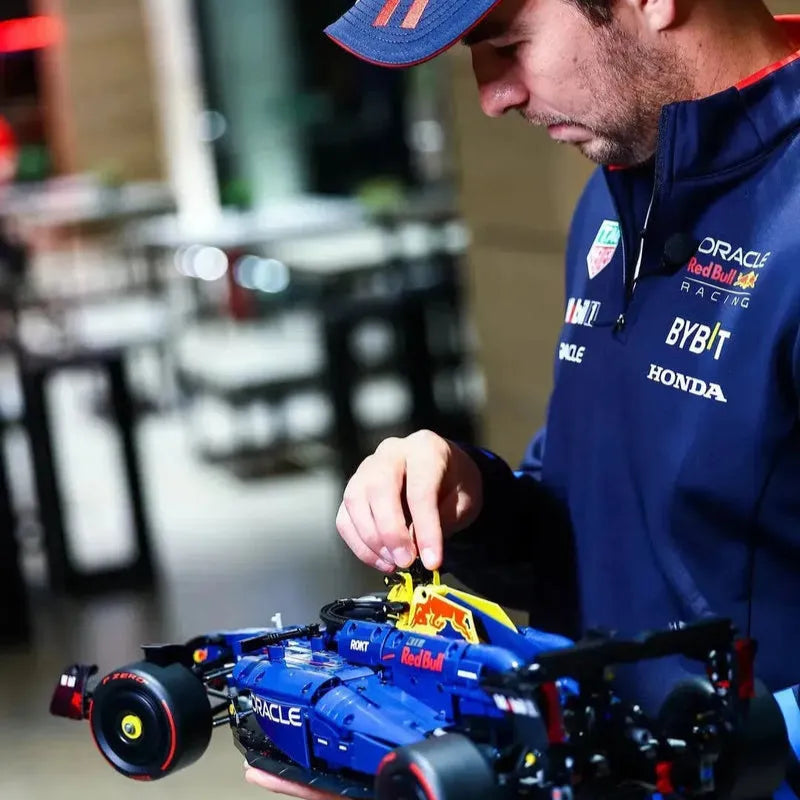 LEGO Red Bull Max Verstappen 42206 Technic (Lieferung: 1. Mai 2025)
