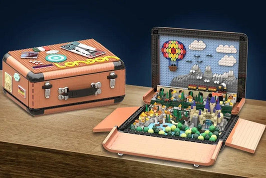 LEGO Suitcase Ideas LEGO IDEAS @ 2TTOYS LEGO €. 888.99